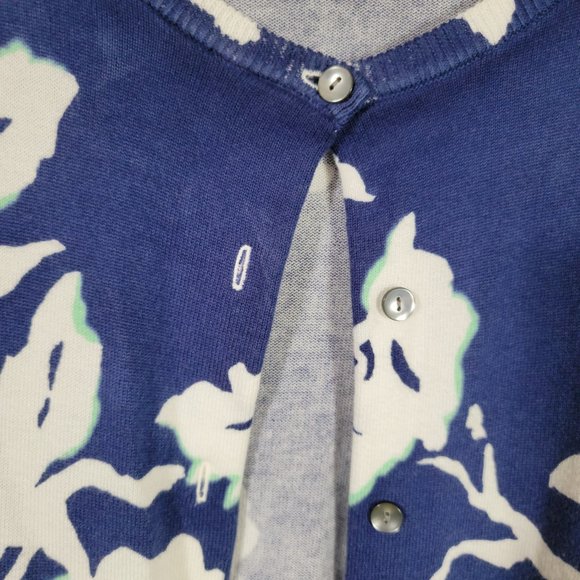 Lands End Supima Cotton Blue and White Floral Cardigan Size Small - Picture 3 of 9